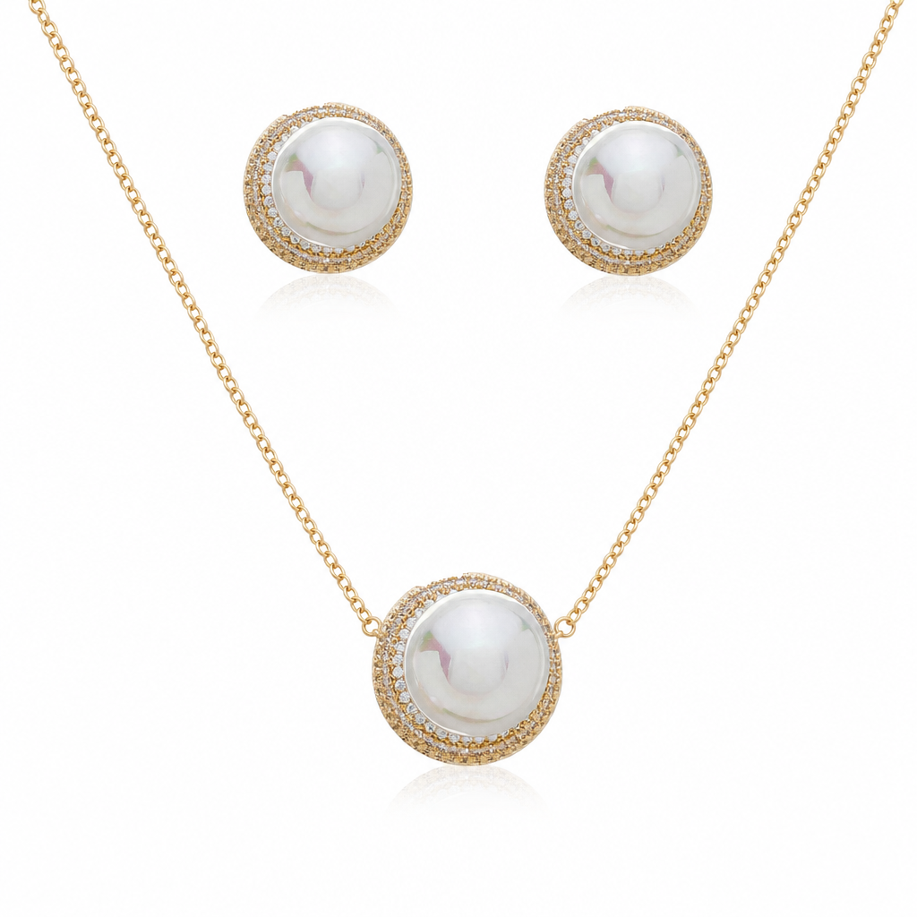 Pearl Halo Set by Amanelle