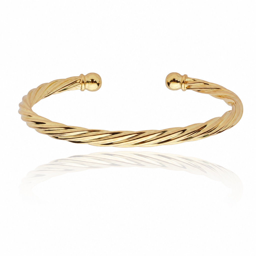 Twist Cuff by Amanelle